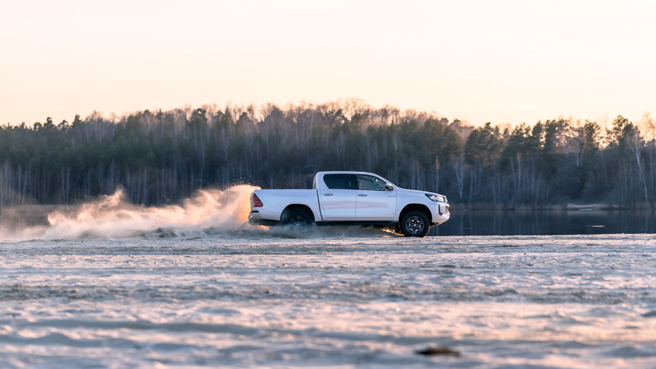 БЕСПЛАТНО ПРОТЕСТИРУЙТЕ TOYOTA HILUX